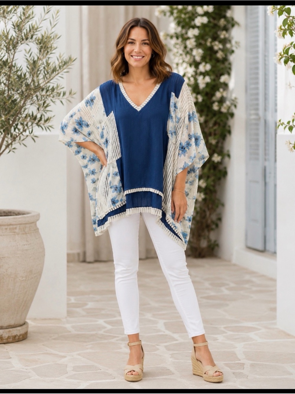 POL Blue & Cream Floral V-Neck Kaftan Tunic